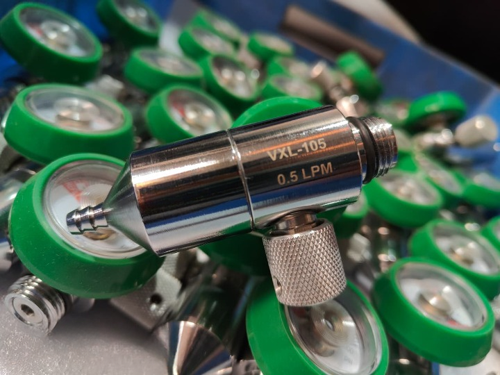 Fixed flow regulator C10/CGA600 for gas detector calibration