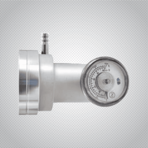 Brass demand flow regulator with compact design